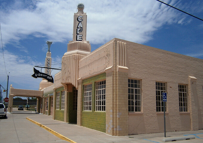 u-drop-inn-shamrock